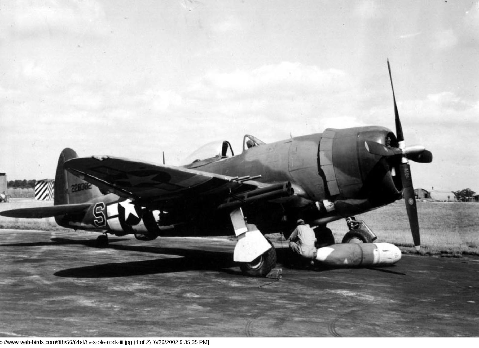 USAAF-42-28382-P-47D-Thunderbolt-8AF-56FG61FS-HV-S